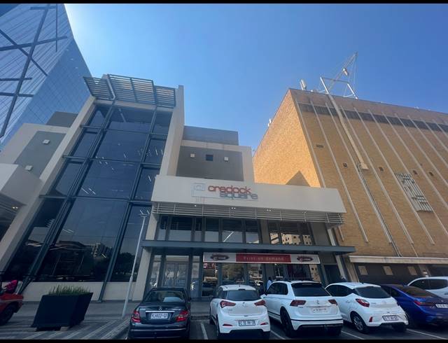 1,648M² OFFICE TO LET IN ROSEBANK